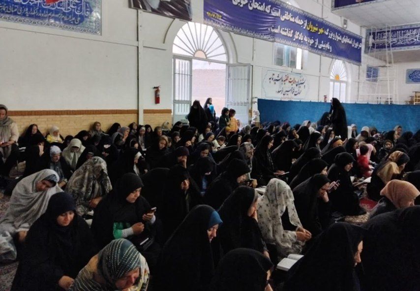 مراسم باشکوه دعای عرفه در مصلی شیروان