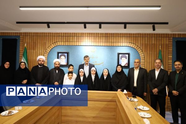 روایت آزادگی برای نسل نو