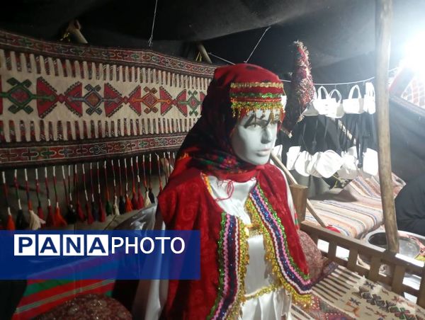  برپایی سیاه چادر بومی محلی در فاروج