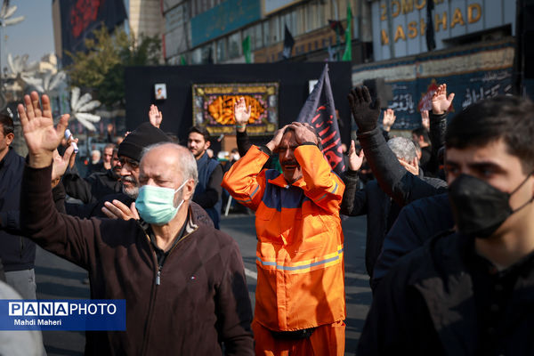 اجتماع عزاداران فاطمی در میدان هفت تیر