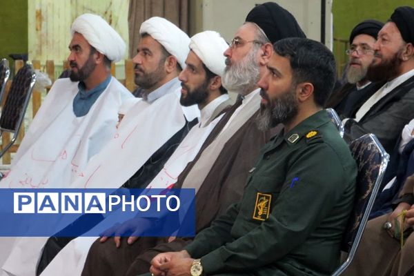  پیشوا در شب وداع؛ عالمان دینی و مسئولان با امام خویش پیمان دوباره بستند