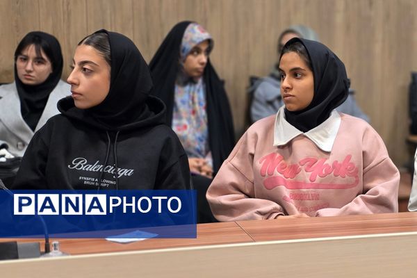 انتخابات انجمن های ورزشی دانش‌آموزی ناحیه دو بهارستان