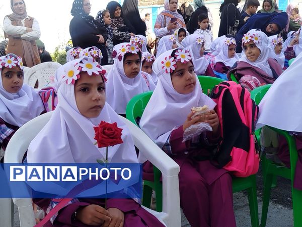 طلوع شکوفه‌های امید در دبستان امین زاده فاروج 