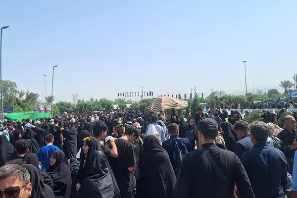 آوای ایمان در حرم، نسل نو با آرمان‌های امام تجدید پیمان کرد
