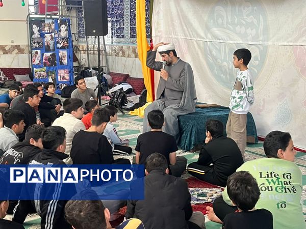 اعتکاف دانش‌آموزی پسران شهرک وحدت فردیس