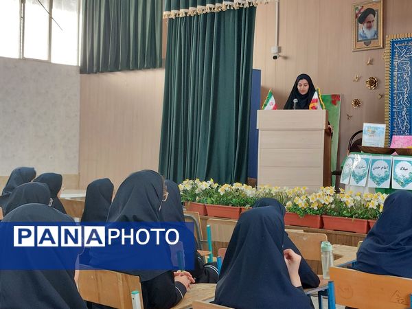 جشن ولادت امام حسن عسکری(ع) در دبیرستان شاهد شهید کلانتری ناحیه 1 کرج 