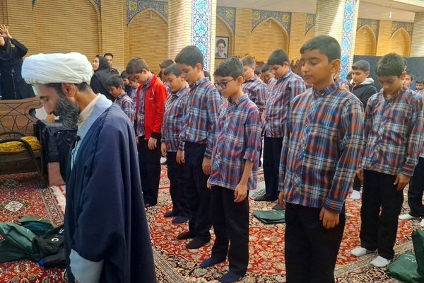 اجلاسیه نماز و طرح پیوند مسجد و مدرسه در شیراز 