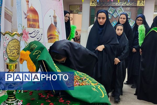 حضور خادمین آستان قدس رضوی در مدرسه شاهد کوثر رباط‌کریم به مناسبت دهه کرامت
