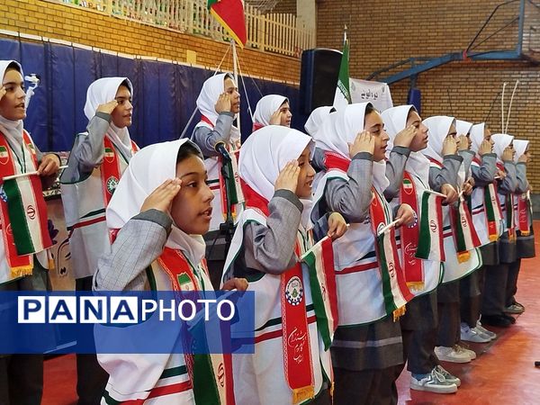 برگزاری دوره آموزش مربیان کاردان در شهرستان پارس‌آباد 