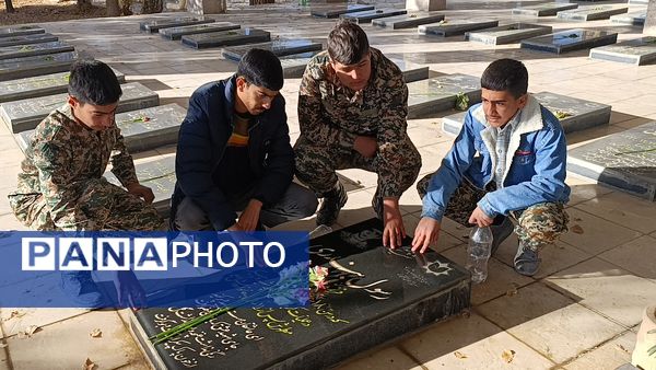 اجرای طرح لاله‌های روشن در آموزشگاه شیخ فضل‌الله نوری 