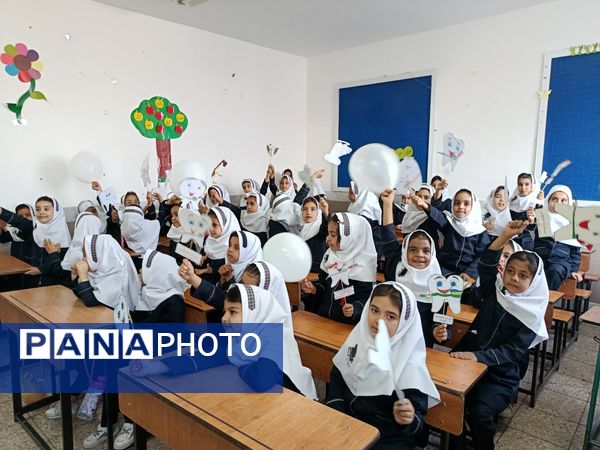 جشن دندان شماره شش و پویش دو دو تا یادت نره در دبستان عصمت باخرز