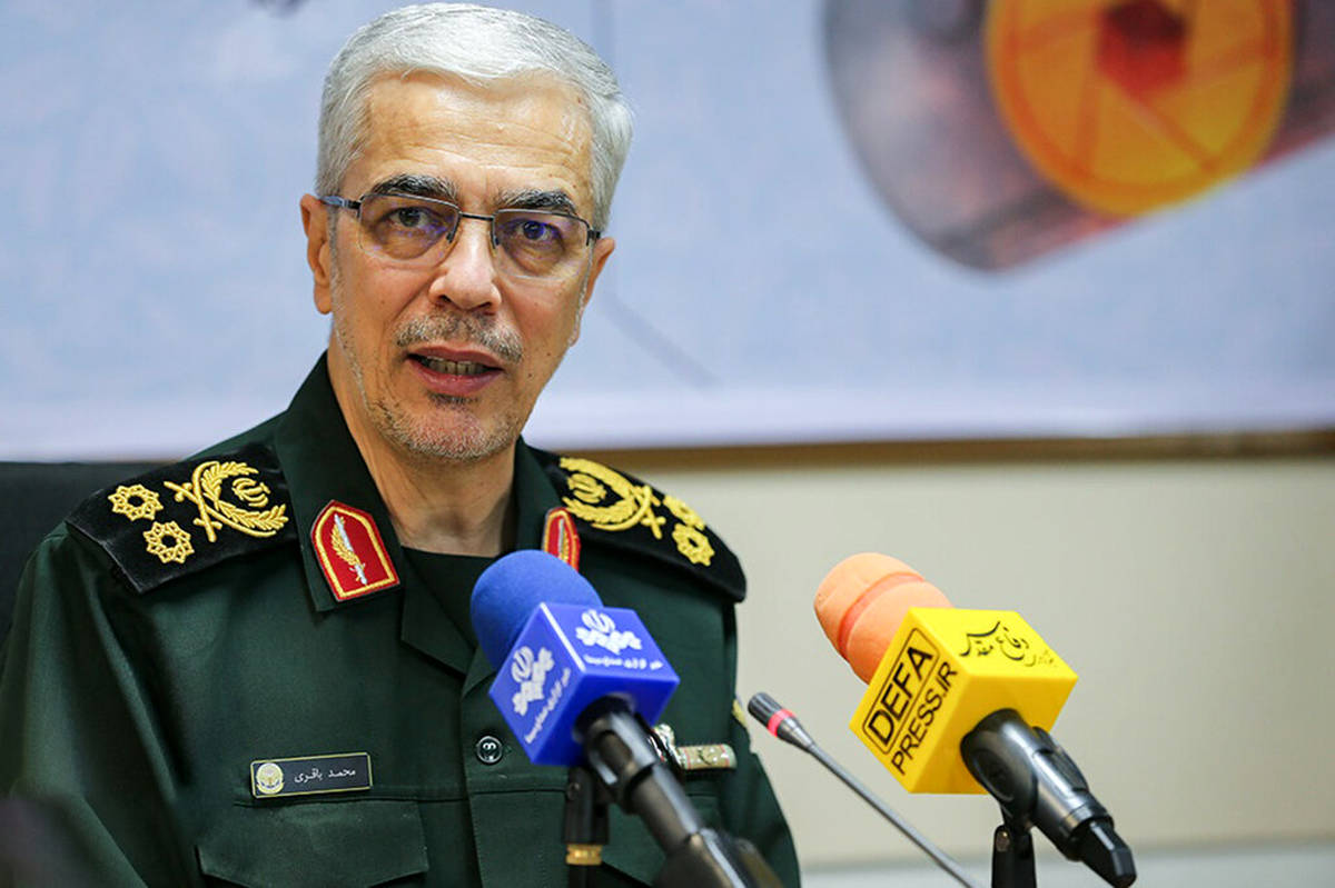 سرلشکر باقری: تجهیزات وزارت دفاع متناسب با نبردهای روز دنیاست