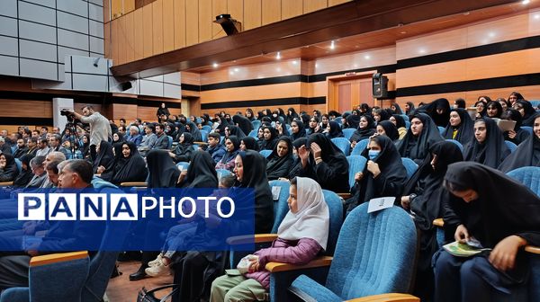 همایش بزرگداشت هفته کتاب و کتابخوانی در شهرستان ایلام