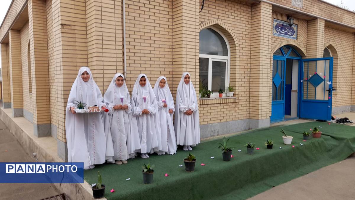 درخشش نیایش در جوکار؛ صدای ایمان از کلاس‌های درس برخاست