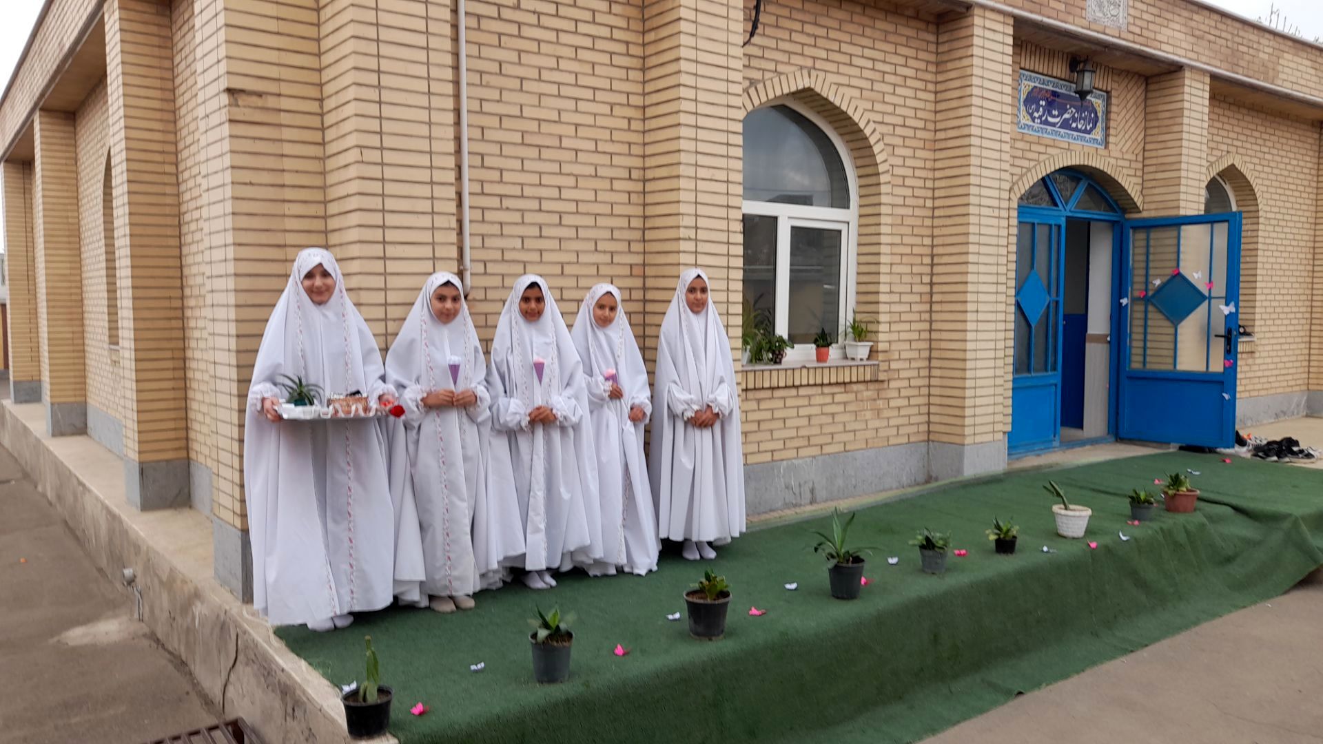 درخشش نیایش در جوکار؛ صدای ایمان از کلاس‌های درس برخاست