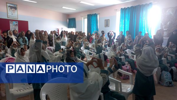 جشن شکوفه ها آغاز زنگ دانایی و شروع مهرورزی