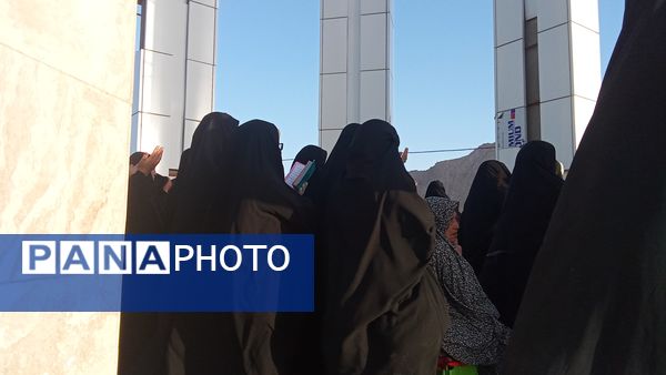 محفل نور؛ انس با شهدای گمنام در طلیعه سوم خرداد