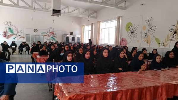 جلسه پرسش و پاسخ با حضور امام جمعه نیشابور