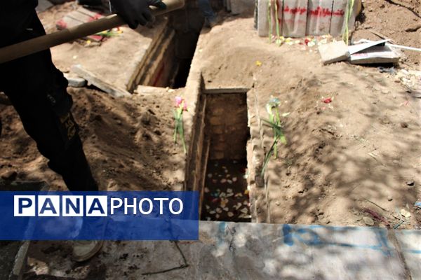 جلوه‌های حزن و خشم در مراسم تشییع شهدا