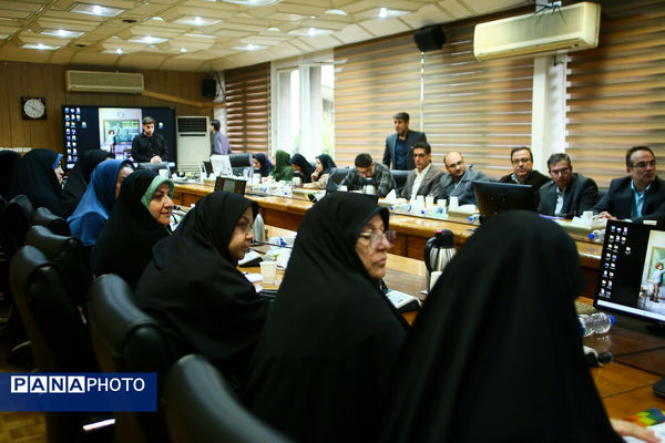 نشست صمیمانه وزیر آموزش و پرورش با مدیران مدارس