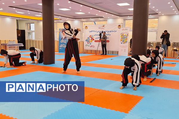 ایجاد انگیزه در دانش‌آموزان ورزشکار با سالن ورزشی مناسب