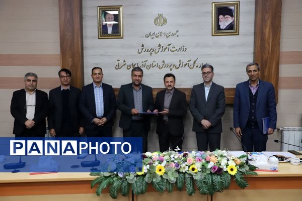 تقدیر از برگزیدگان جشنواره جوان خوارزمی استان آذربایجان شرقی