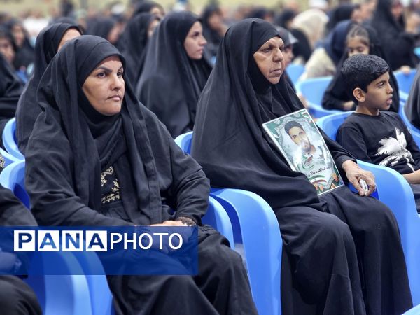 عطر حضور شهید گمنام در حاجی‌‌آباد پیچید 