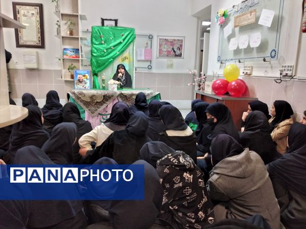 آیین بزرگداشت میلاد حضرت فاطمه (س) در دبیرستان شاهد ارض اقدس