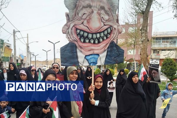فریاد پیشوا علیه صهیونیسم در روز قدس؛ امضای طومار محکومیت و المان سازی در راهپیمایی روز قدس