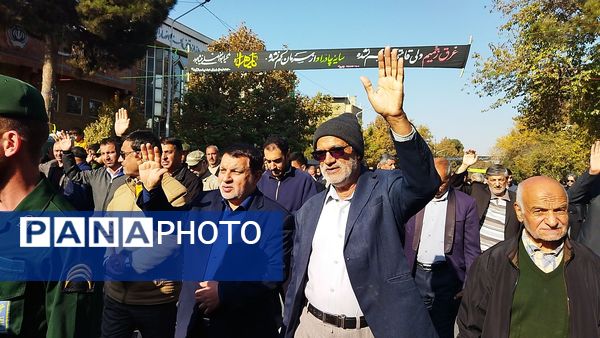 تشییع پیکر جانباز شهید علی فتح آبادی در نیشابور 