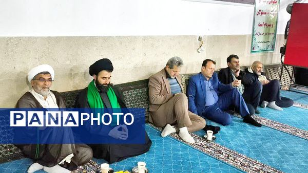 برگزاری مراسم شهرستانی به‌مناسبت تدفین شهیدان نصرالله و صفی‌الدین در شهرستان فیروزکوه