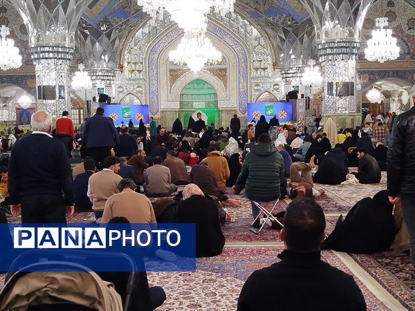 چراغانی دل‌ها در جوار بارگاه رضوی به مناسبت میلاد مولای متقیان  