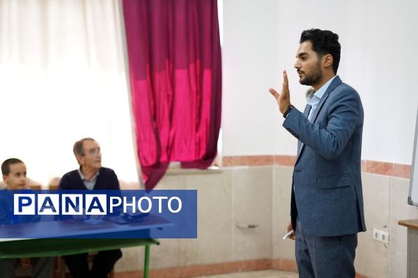 کلاس آموزش خبرنگاری در علی آباد کتول