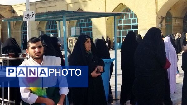 گذری بر فعالیت چایخانه مسجد جامع در سومین جمعه آذر ماه 