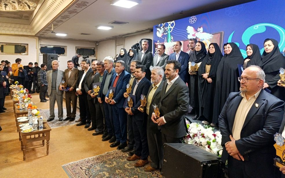 آیین تقدیر از برگزیدگان جشنواره‌ها، المپیادها و رتبه‌های برتر ناحیه ۳ اصفهان