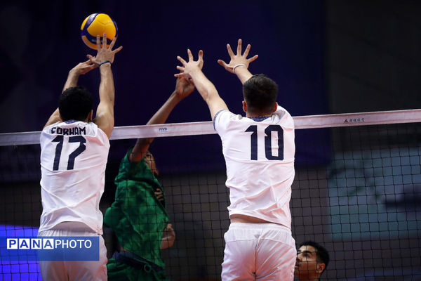 مسابقات دانش‌آموزی والیبال زیر ۱۵ سال قهرمانی جهان (ایران - عربستان)