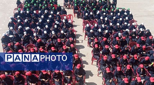 روایت گری جنگ تحمیلی هشت سال دفاع مقدس در دبیرستان دخترانه شاهد قدسیان 