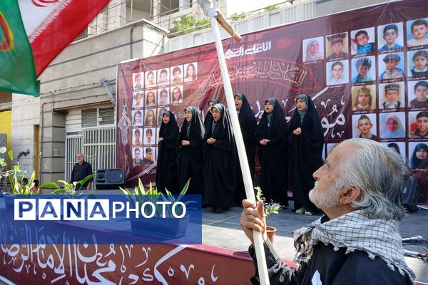 برپایی موکب های مختلف در مسیر پیاده روی اربعین در ناحیه دو شهرری 