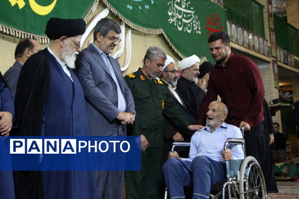 تجلیل از پیر غلامان حسینی در آیین نخل عاشقی ۲