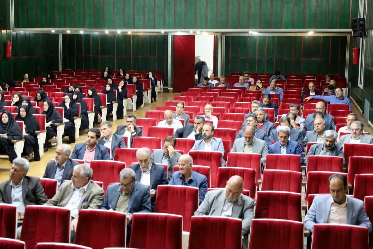 دیدار مدیرکل مدارس غیر دولتی وزارت آموزش و پرورش با مسئولان مدارس غیر دولتی استان یزد