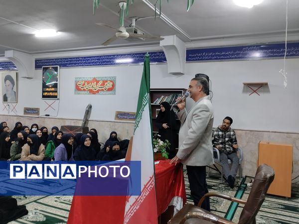 مانور سراسری زلزله در دبیرستان دخترانه شاهد شیرودی 