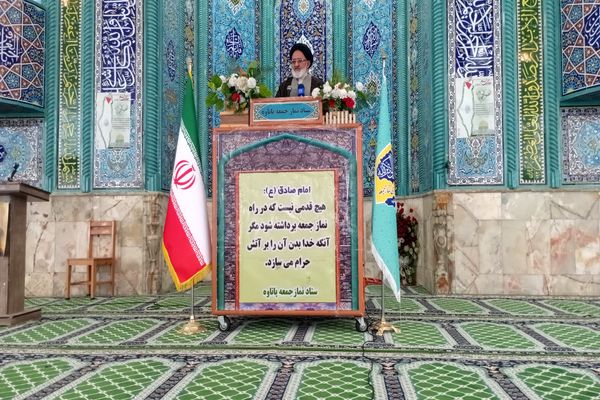  جنگ اصلی امروز در عرصه تبلیغات و رسانه جریان دارد. 