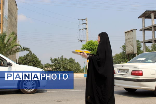 میزبانی دانش‌آموزان گلوگاهی از مسافران و زائران رضوی 