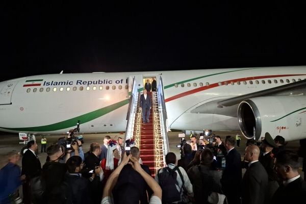 پزشکیان وارد مینسک شد
