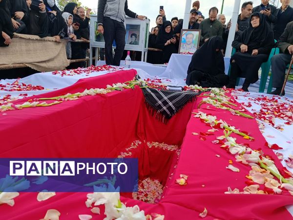 مراسم تشییع و خاکسپاری پیکر مطهر شهید عباس رمضانی در کوهپایه