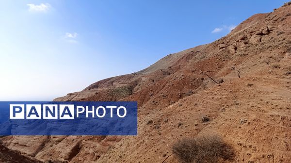 جاذبه گردشگری کوهنوردی تخت پلنگ روستای دربهشت 