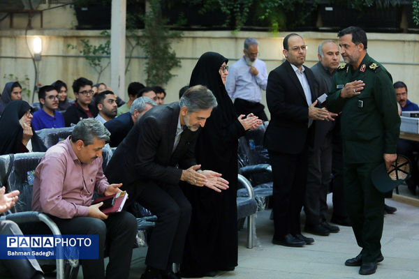 مراسم آغاز سال تحصیلی و هفته دفاع مقدس در سازمان ملی پرورش استعدادهای درخشان