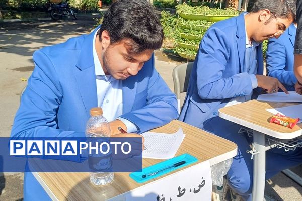 برگزاری جشن یکصدمین سال استقرار دبیرستان ماندگار البرز