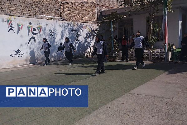 شور و هیجان داژبال در مهردخت؛ رقابت مهارت و نشاط به مناسبت هفته تربیت بدنی