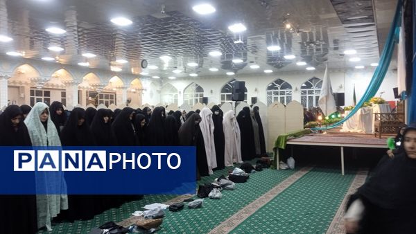 جشن روز مادر در آرامگاه سید حمزه کاشمر